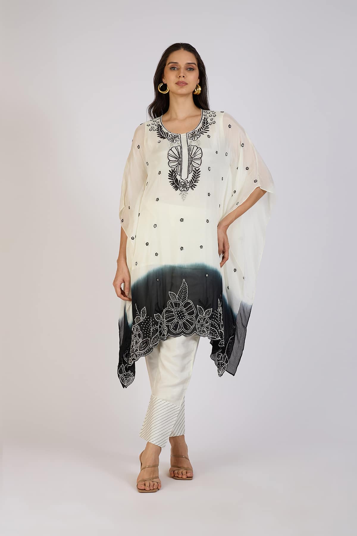Elegant Ombre Kaftan with Floral Detailing